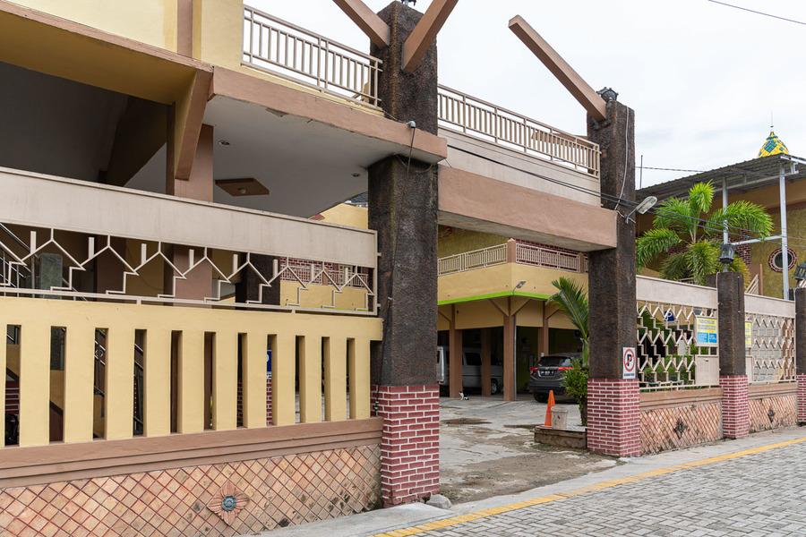 Cover Image for RedDoorz Syariah near Jalan A Yani KM 8 Citraland