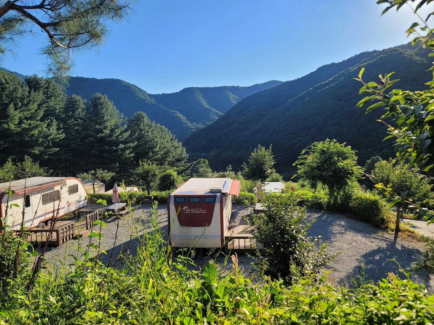 Cover Image for 가평명지산카라반글램핑