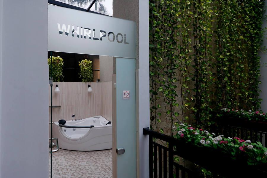 Cover Image for RedDoorz Premium near RS Pondok Indah