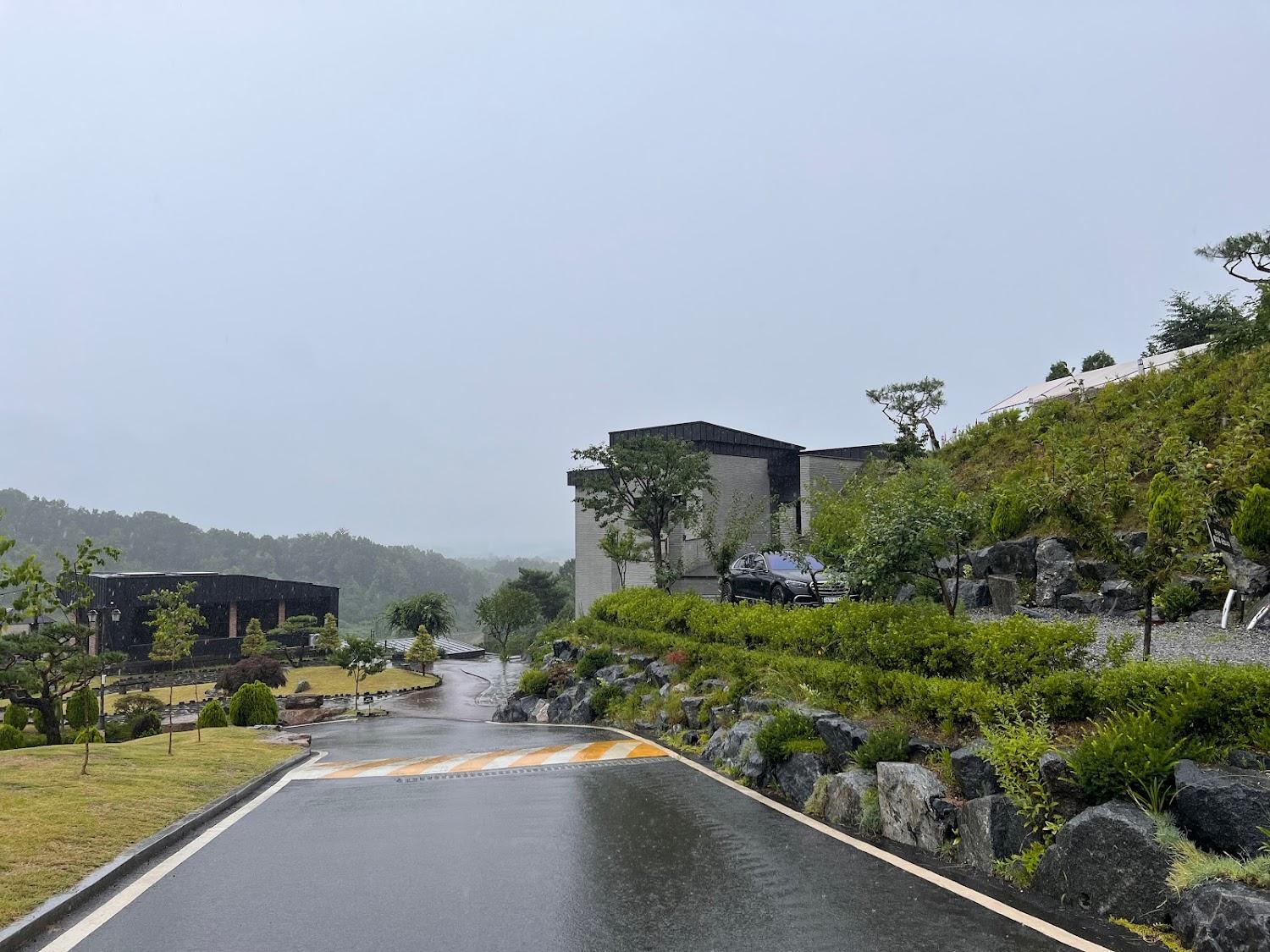 Cover Image for 인휴글램핑