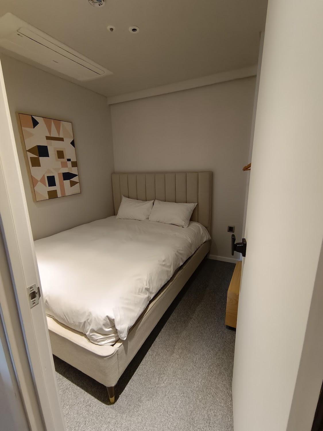 Cover Image for UH Suite