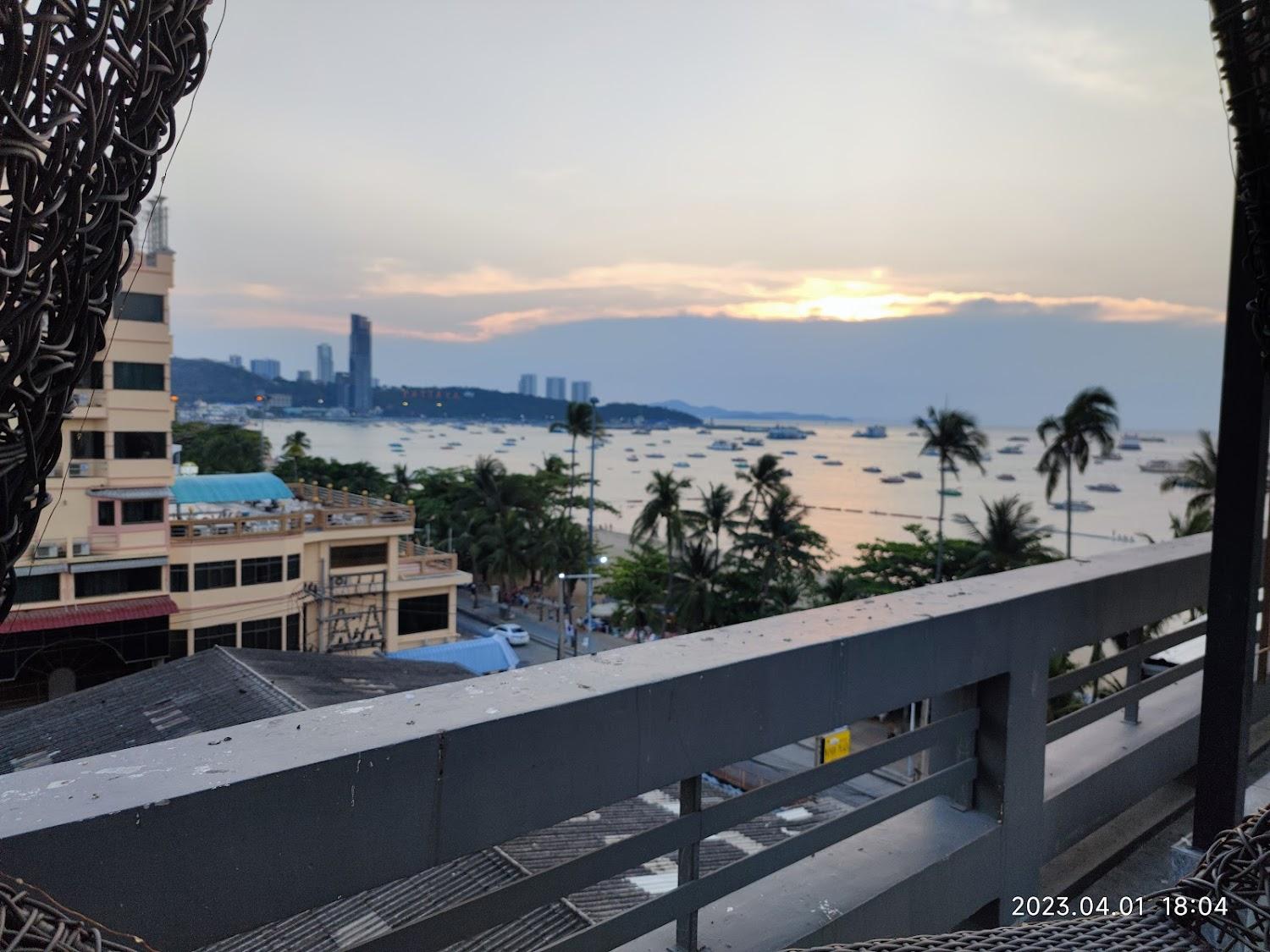 Cover Image for Hermann Hotel Pattaya