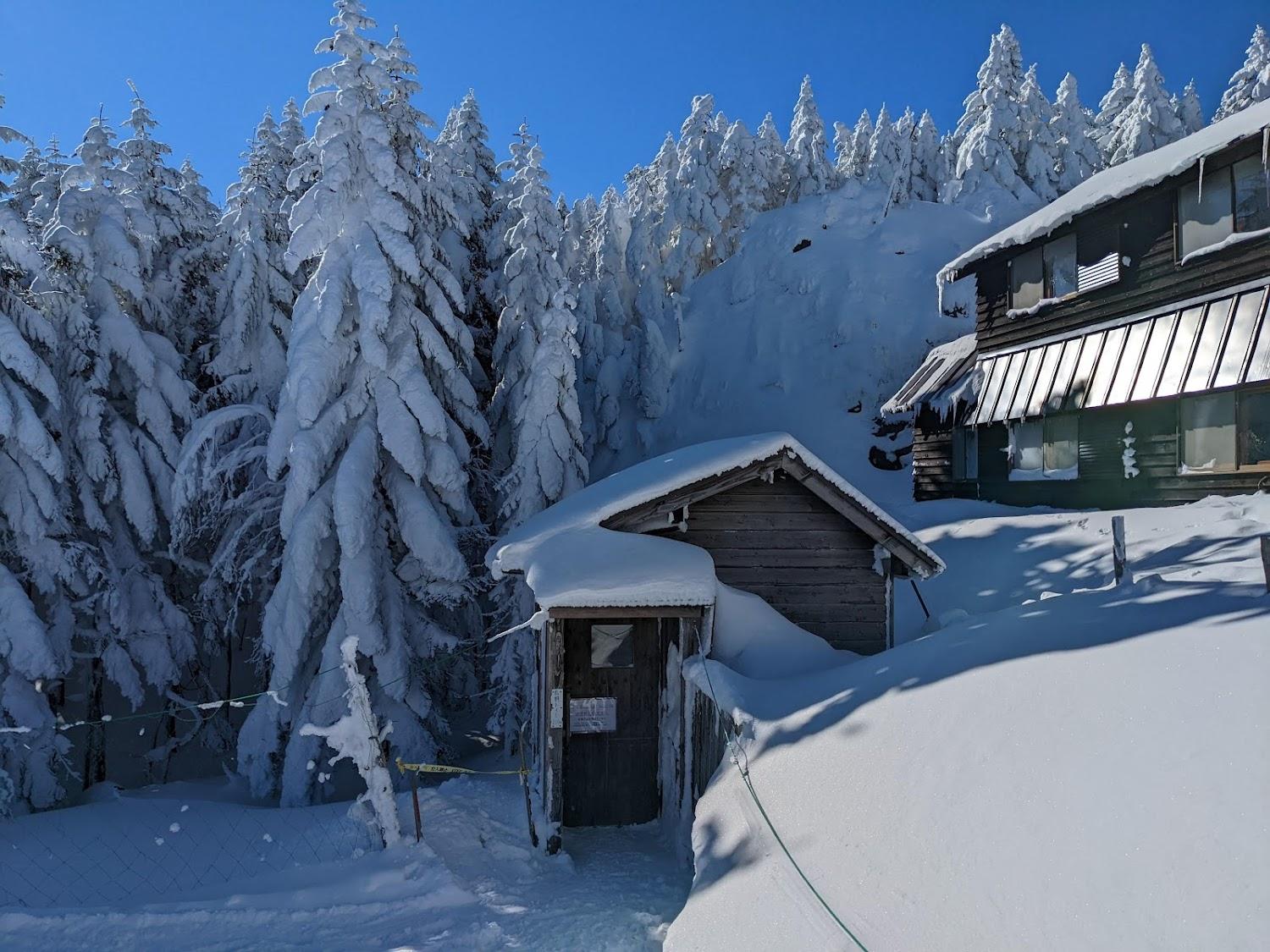 Cover Image for 北横岳ヒュッテ