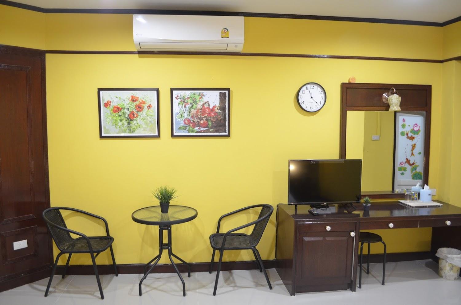 Cover Image for Mueang Phriao Inn Hotel (MP Inn)​