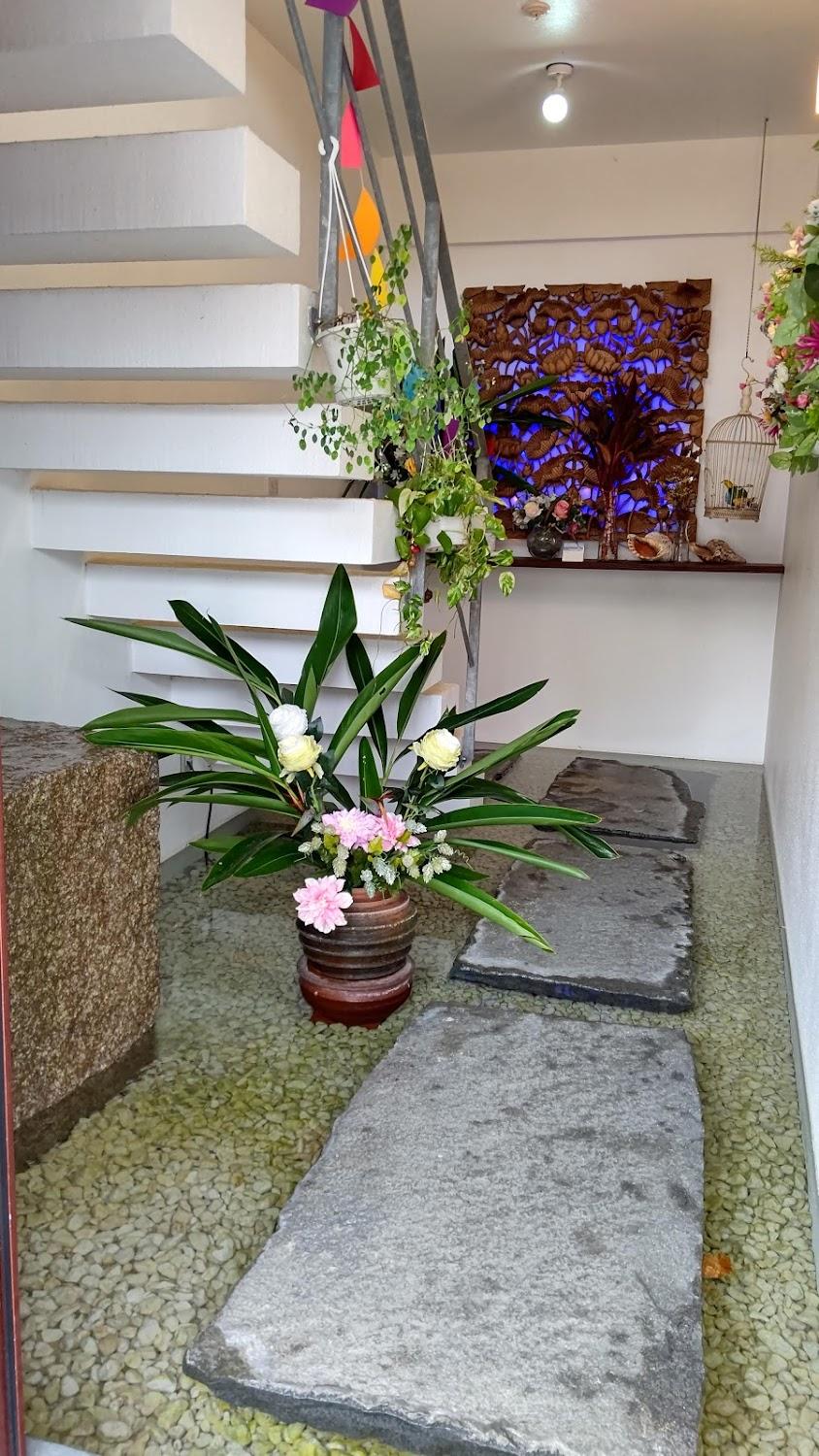 Cover Image for Beach Room