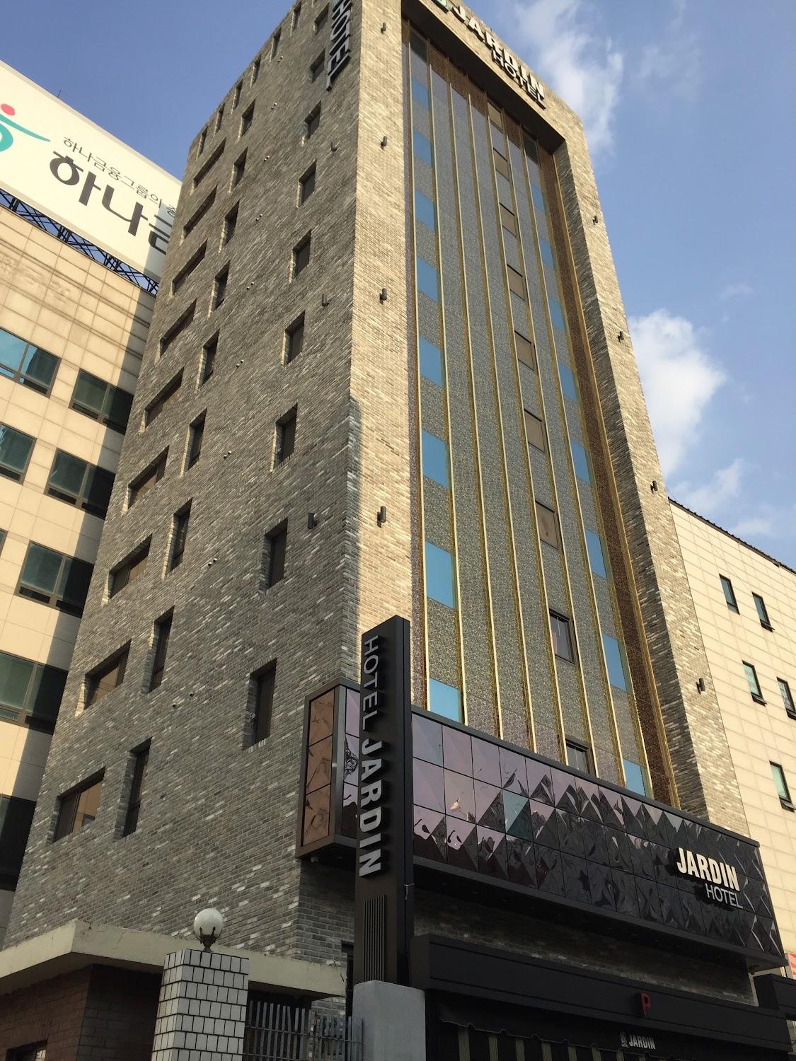 Cover Image for 자딘 호텔