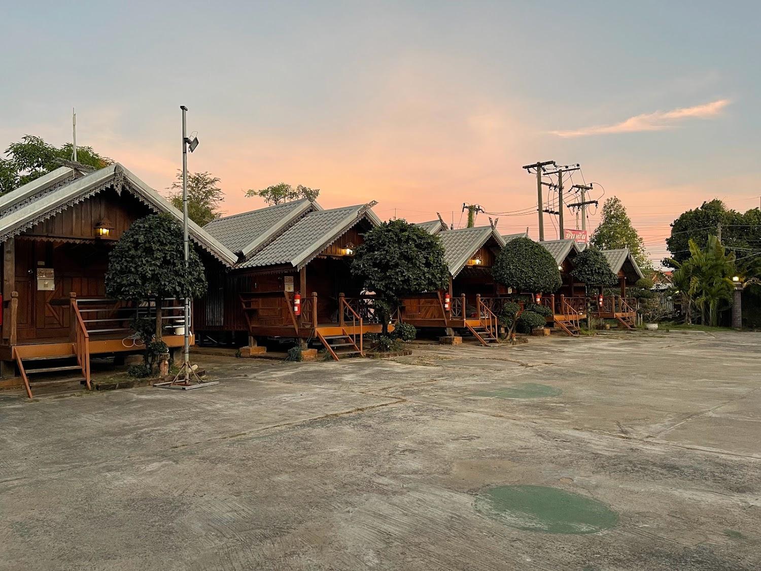 Cover Image for สานฝันรีสอร์ท