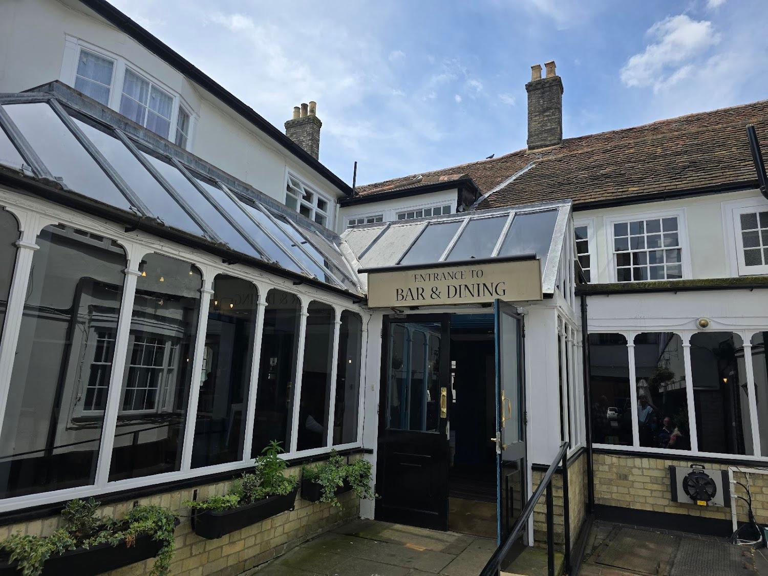 Cover Image for White Hart Hotel