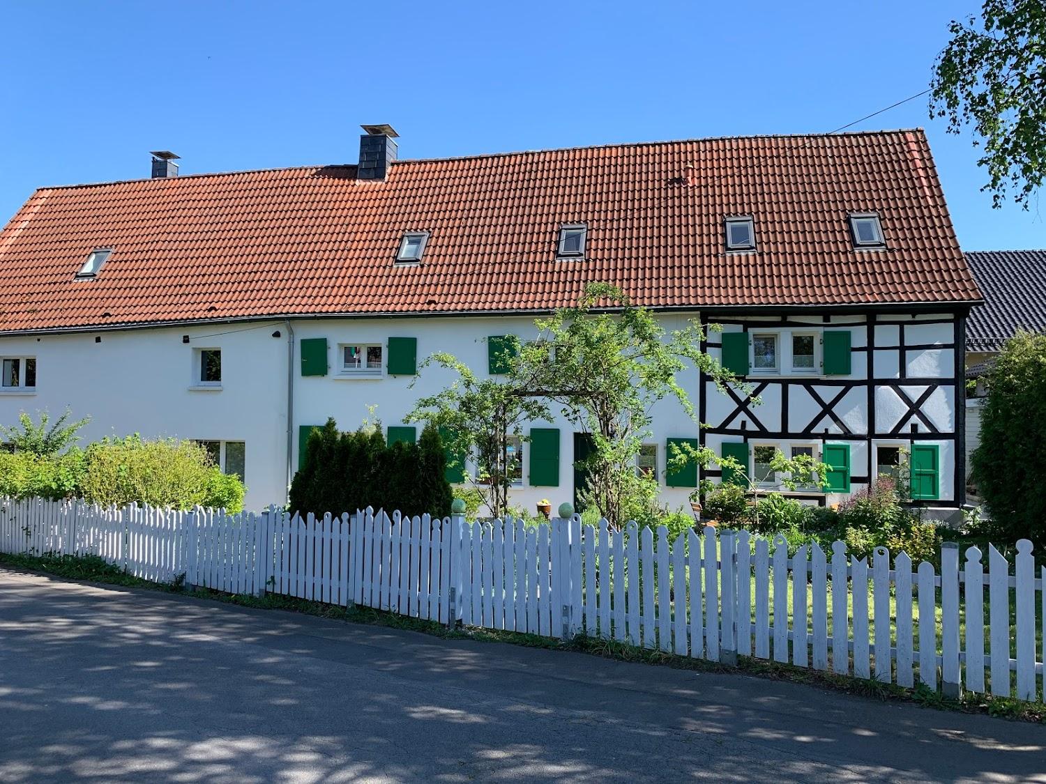 Cover Image for Buxhaus