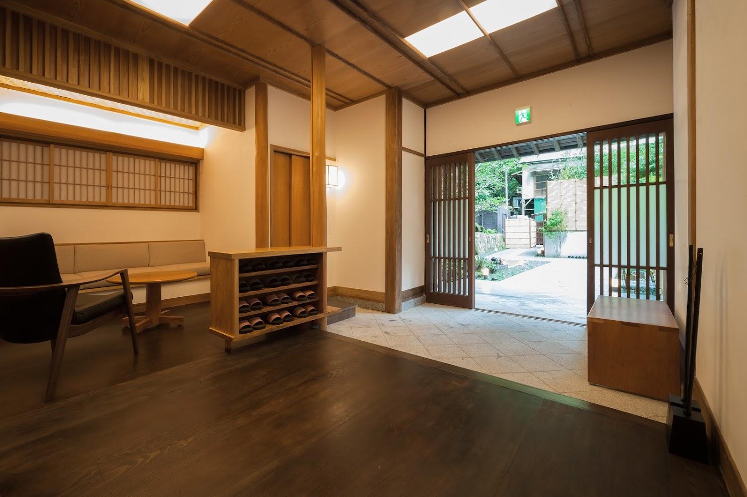 Cover Image for 環翠楼 別館 KANSUIRO ANNEX
