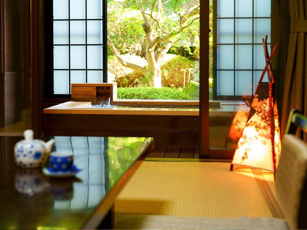 Cover Image for 旅館くじゃく