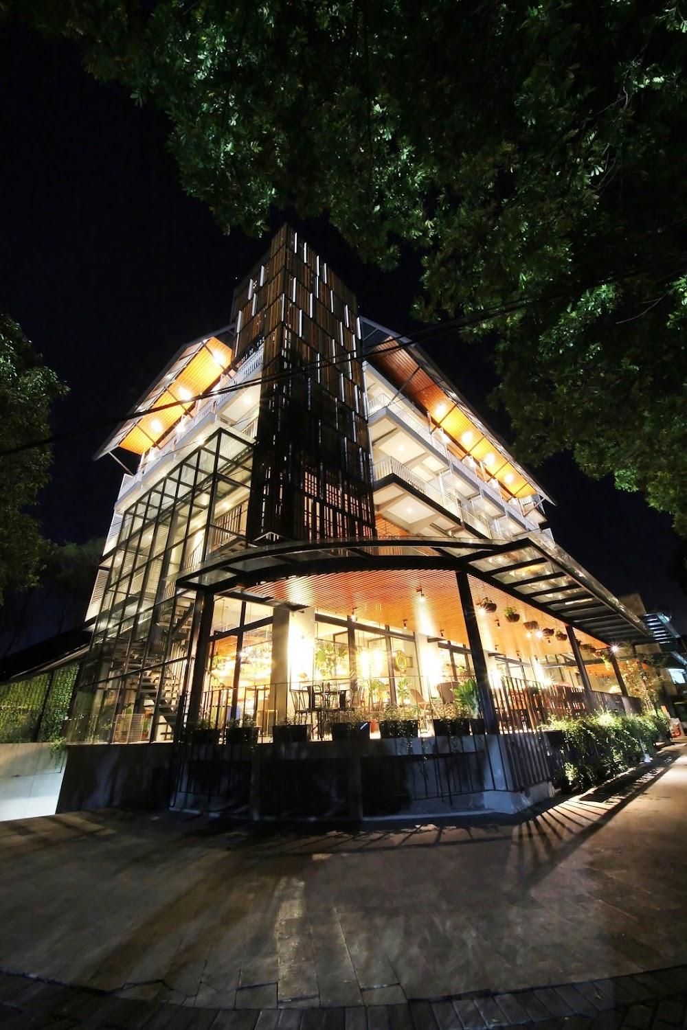 Cover Image for Hay Bandung