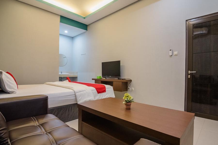 Cover Image for RedDoorz near Stasiun Kota Bogor