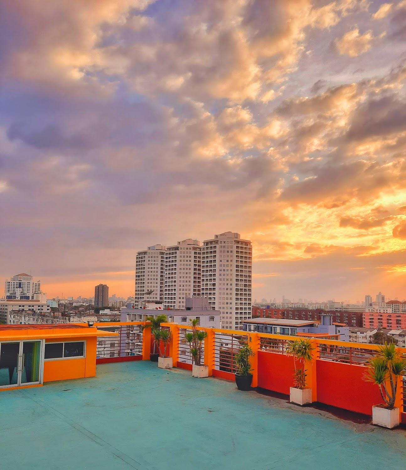 Cover Image for MT Residence