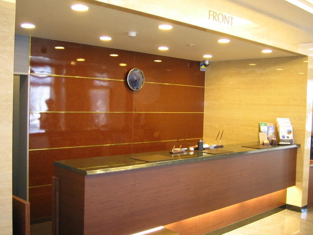 Cover Image for Hotel Route-Inn Shinjō Ekimae
