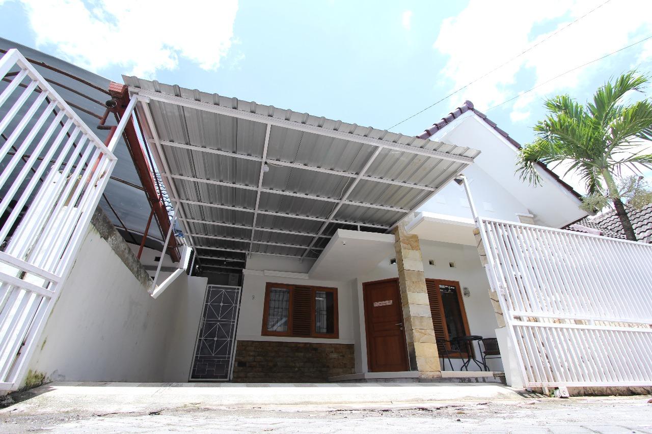 Cover Image for D'Java Homestay Unit Babarsari Managed by The Grand Java