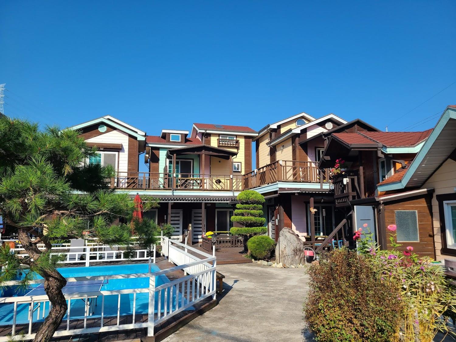 Cover Image for 팡팡펜션