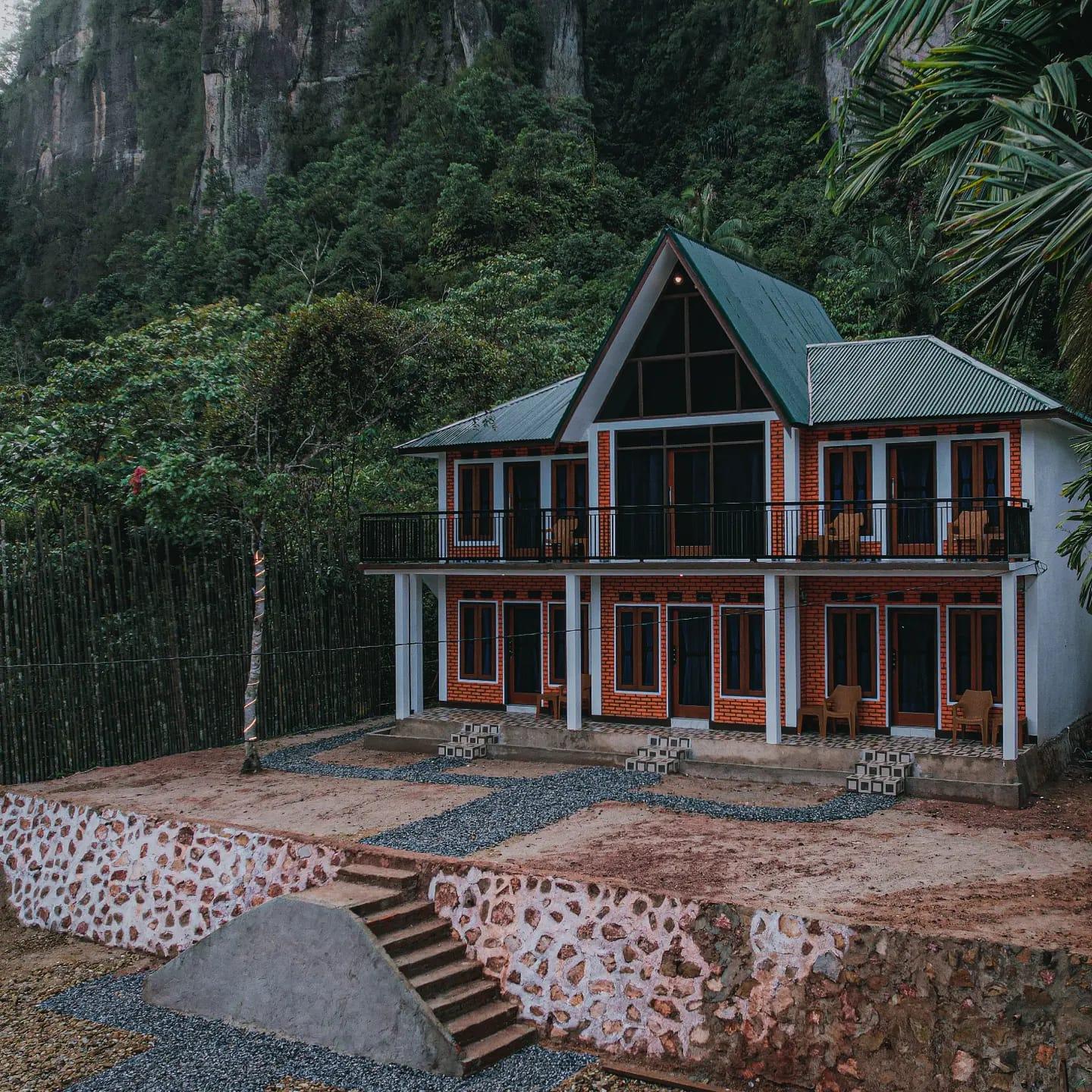 Cover Image for R_Homestay