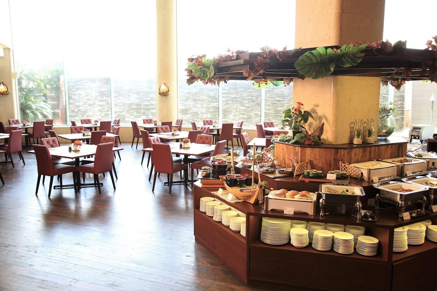 Cover Image for Goi Grand Hotel
