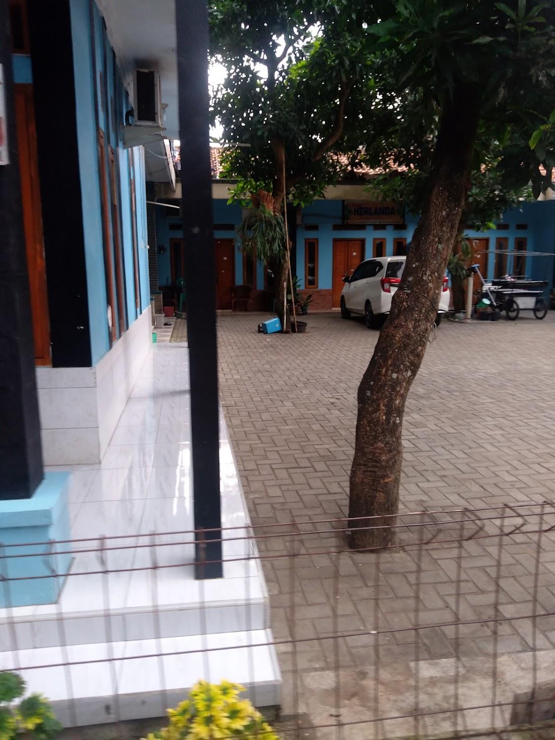 Cover Image for Pondok Herlanda