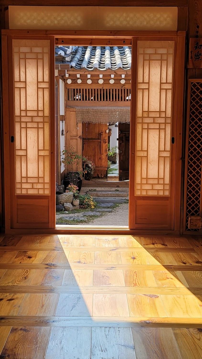 Cover Image for Hanok Guest house Dongchonjae