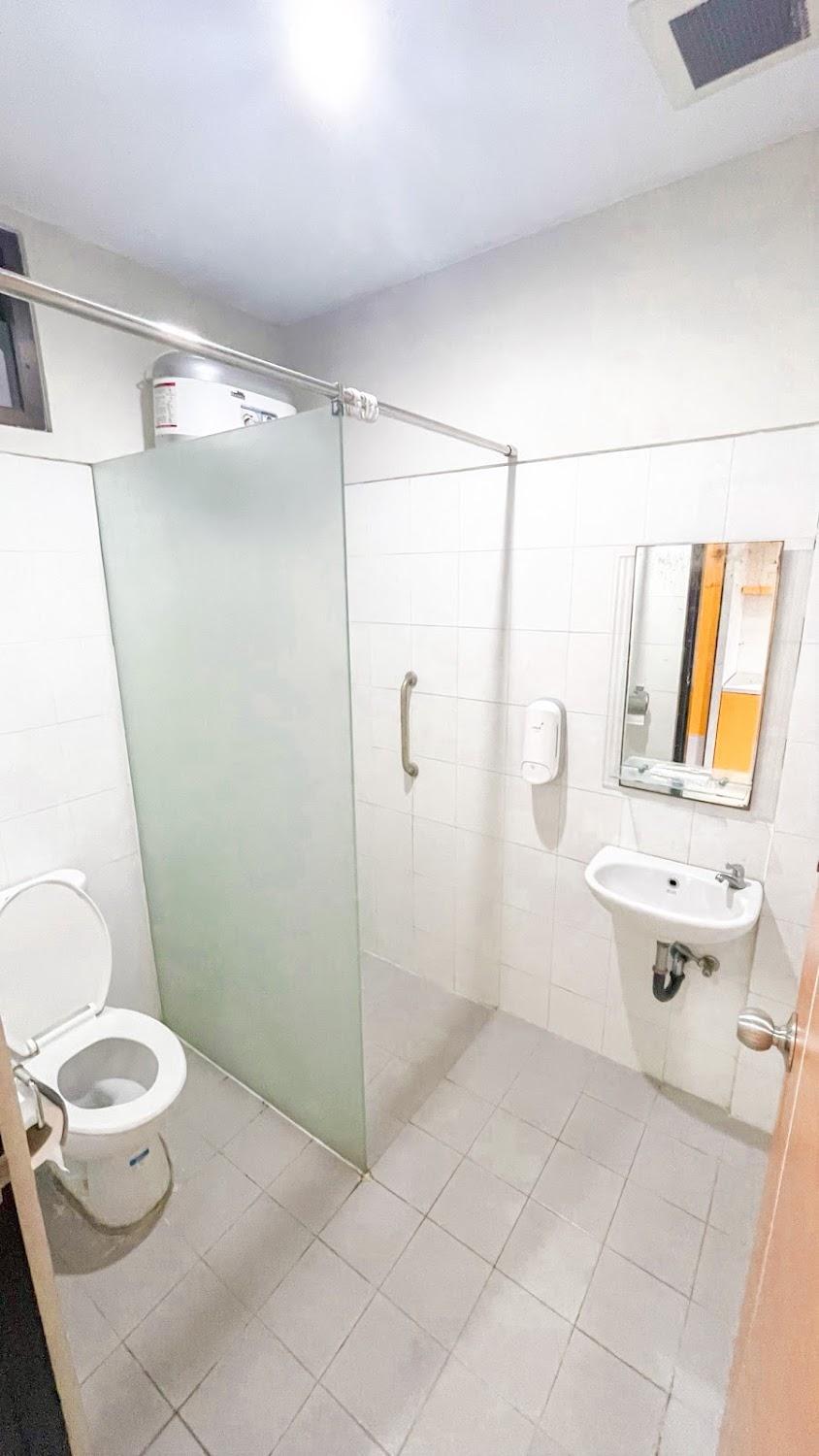 Cover Image for COZYNEST Tenggilis - Kost Eksklusif