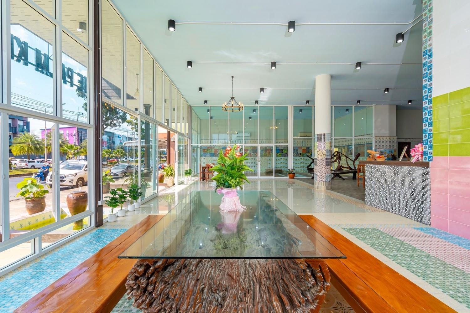 Cover Image for The Palm Krabi