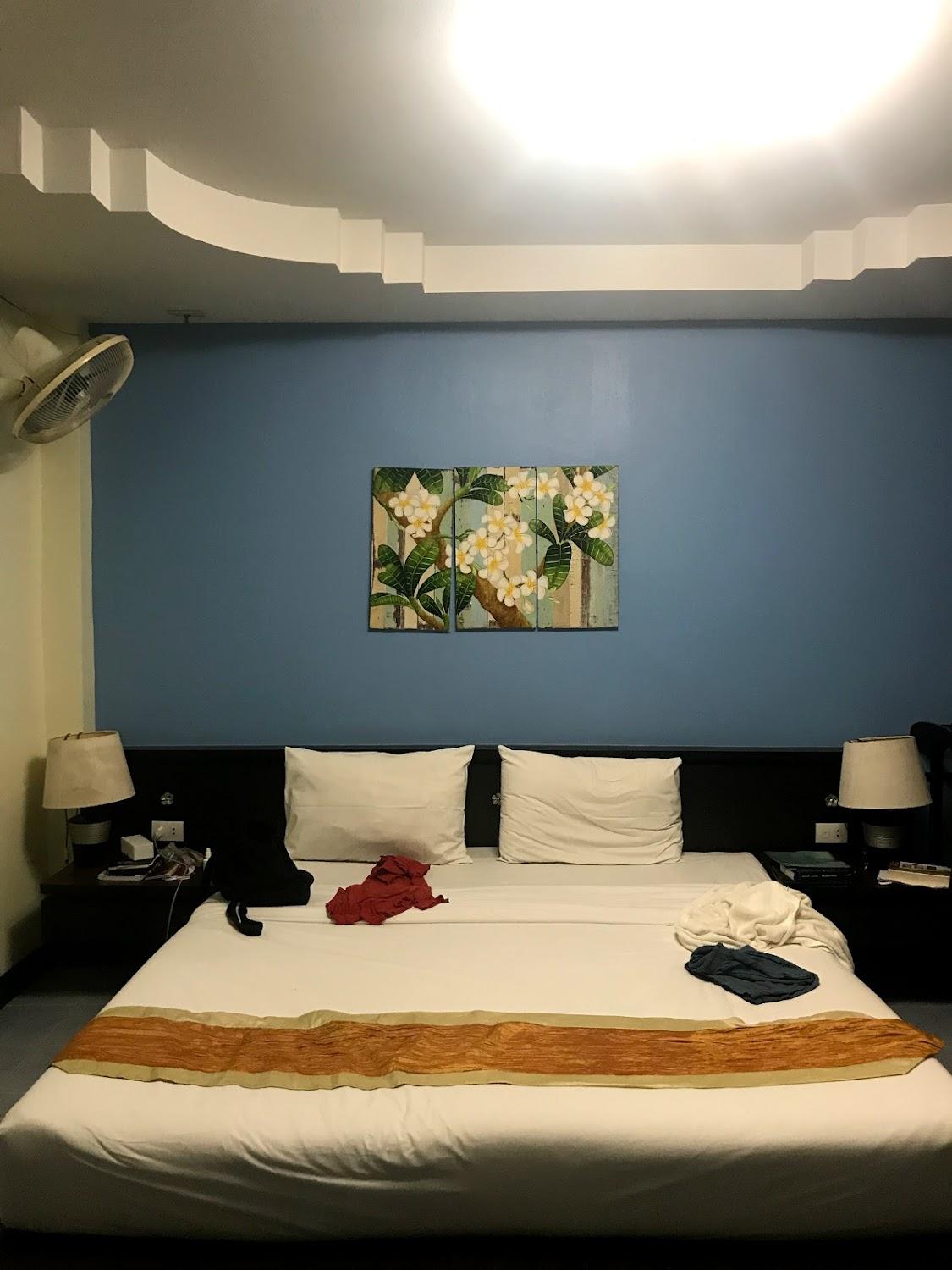 Cover Image for J Hotel
