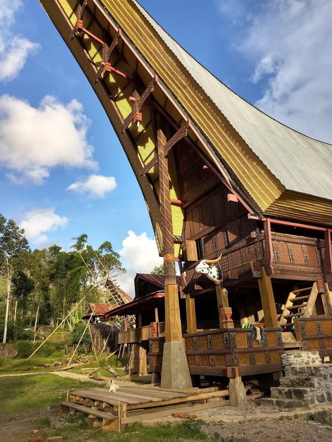 Cover Image for Tongkonan Kale Landorundun Homestay