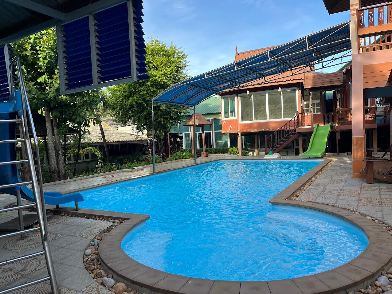Cover Image for รักษ์นที คันทรีโฮม รีสอร์ท (Raknatee Countryhome Resort)
