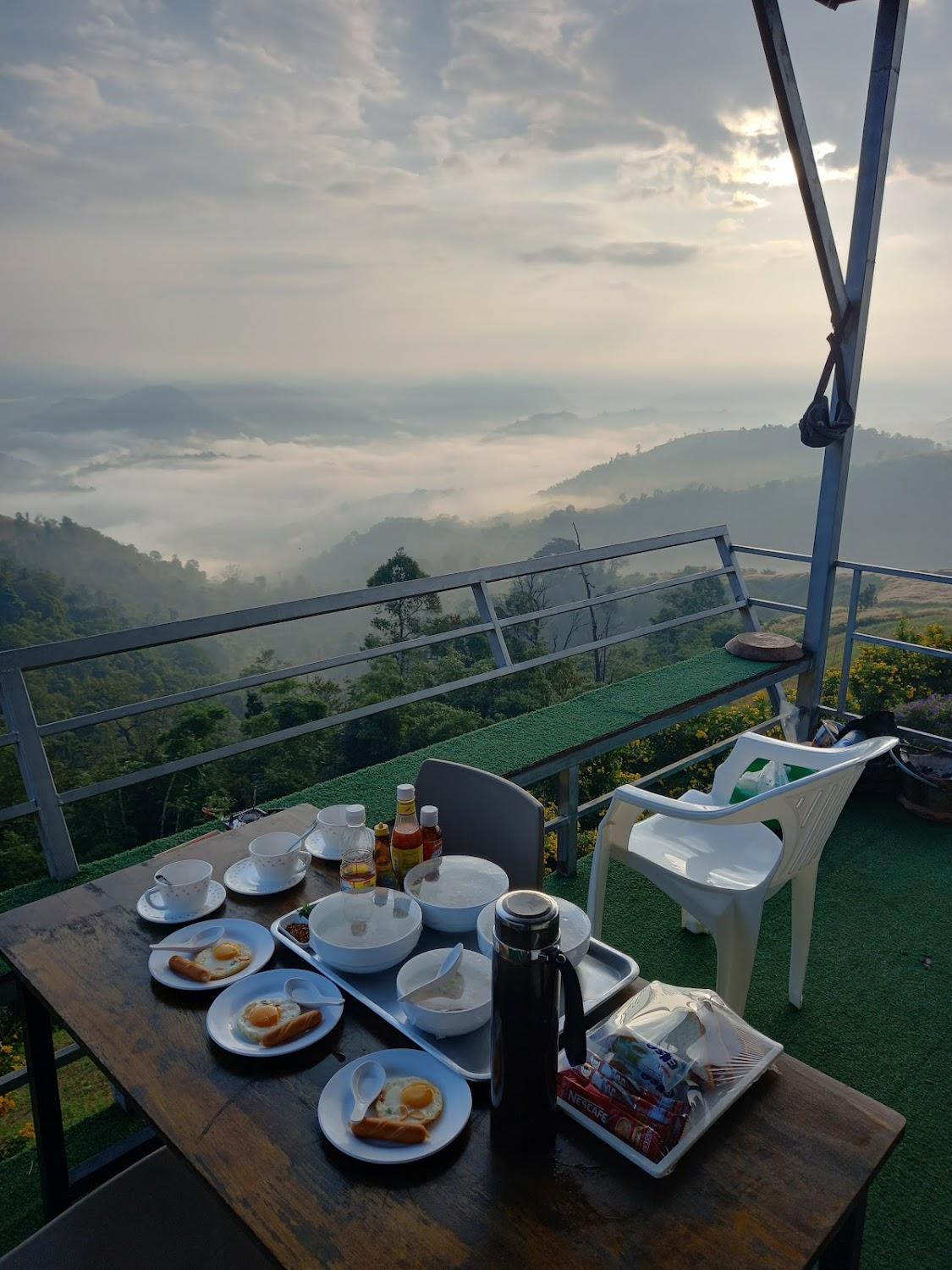 Cover Image for บ้านสายหมอก ดอยป่าหวาย