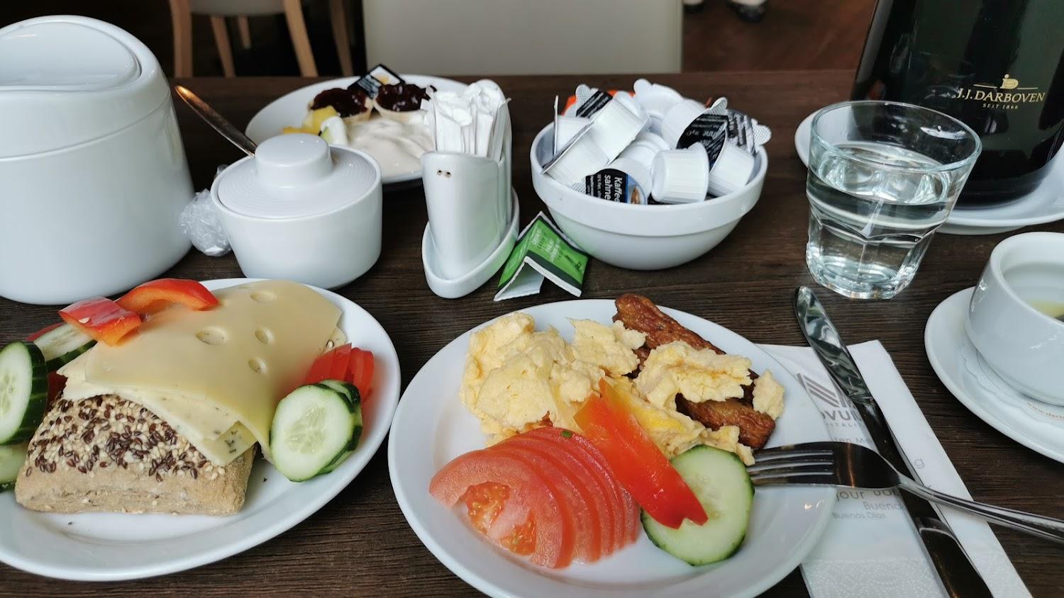 Cover Image for Novum Hotel Madison Düsseldorf