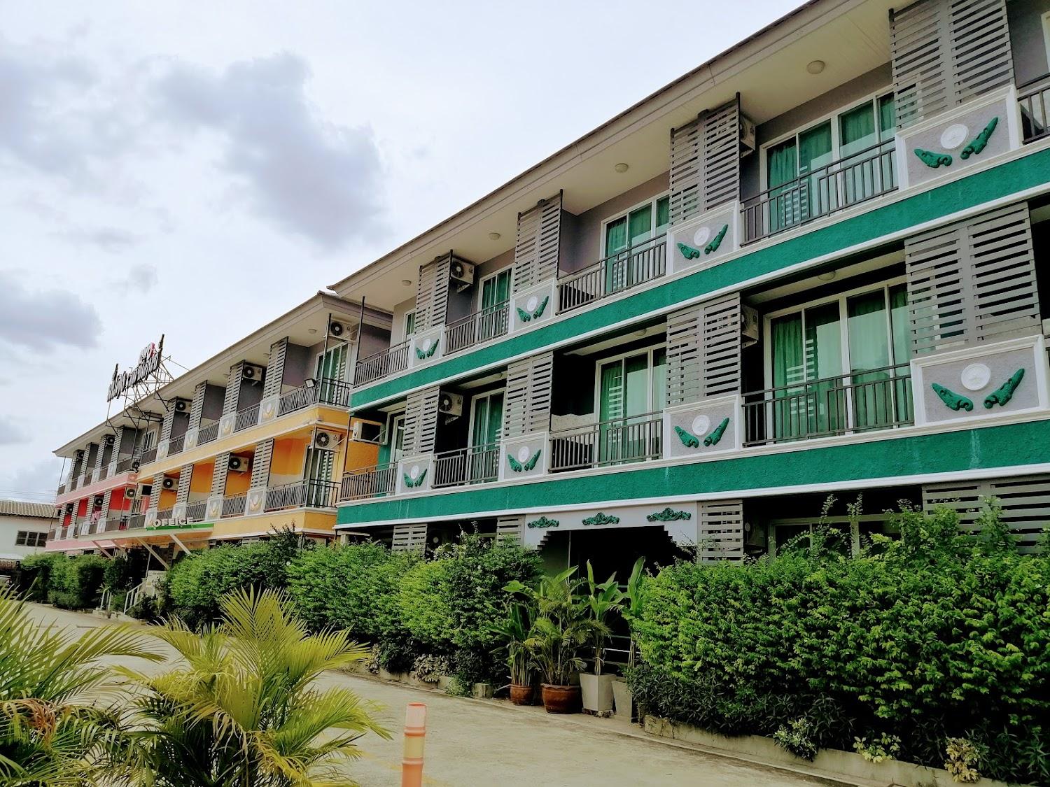 Cover Image for OYO 296 Mankong Residence and Resort