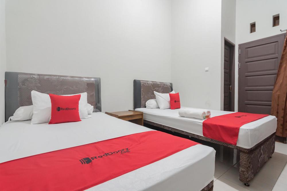Cover Image for RedDoorz Syariah near Jalan Jakarta Samarinda