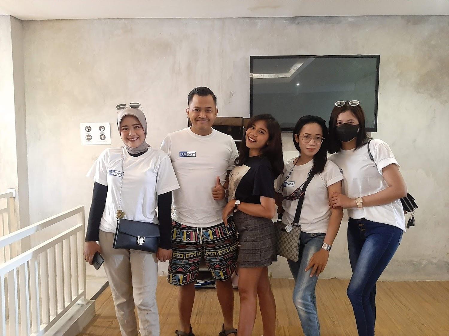 Cover Image for RedDoorz Hostel near Lippo Mall Kuta