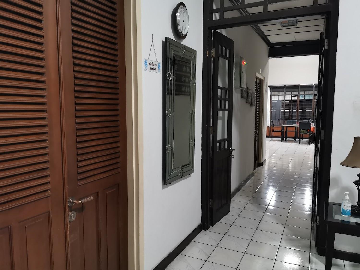Cover Image for Rumah Resik Guest House