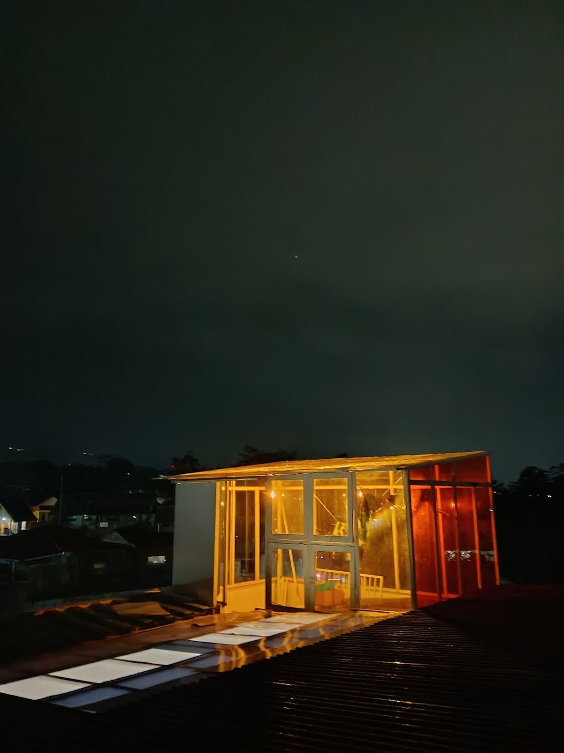 Cover Image for Aleen by Suasana VIlla Jogja