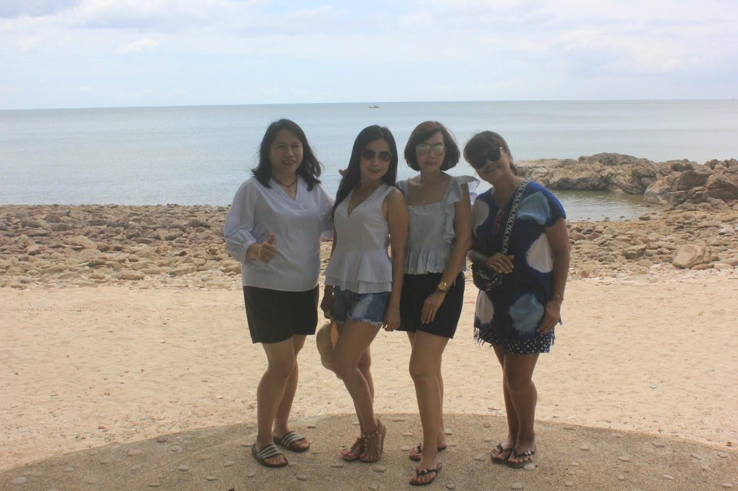 Cover Image for บ้านสบาย สบาย โฮมสเตย์เกาะพิทักษ์