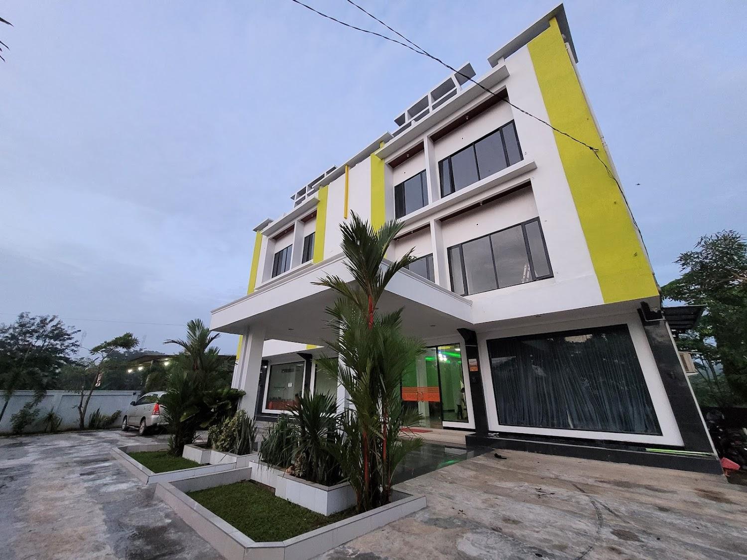 Cover Image for Ashofa Hotel Syariah Tanjung