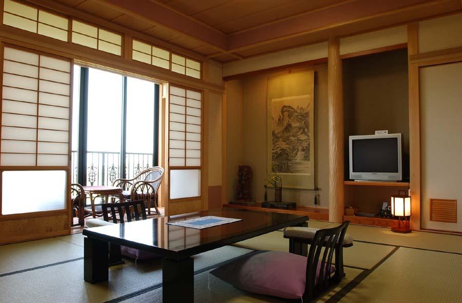 Cover Image for Ryotei Saigetsu-an hermitage