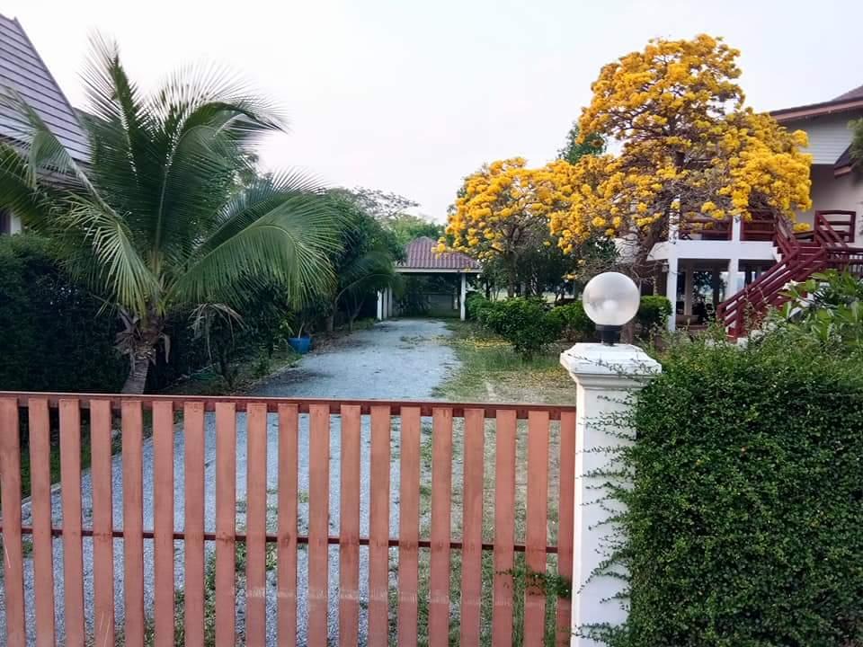 Cover Image for บ้านคุณเกื้อ