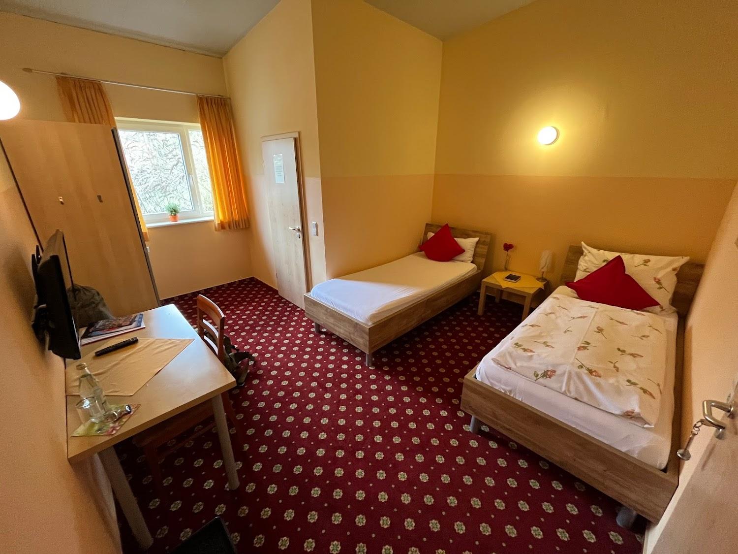 Cover Image for Zug um Zug, Hotel und Festsaal