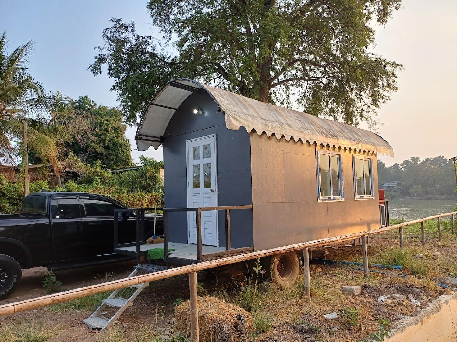 Cover Image for Ayutthaya river camp and yacht charter
