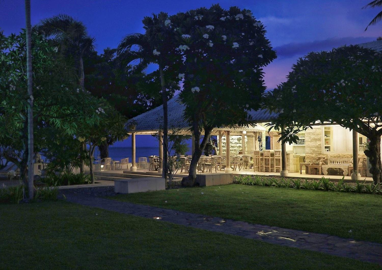 Cover Image for DHAUTEYA VILLA AMED | Beach Front
