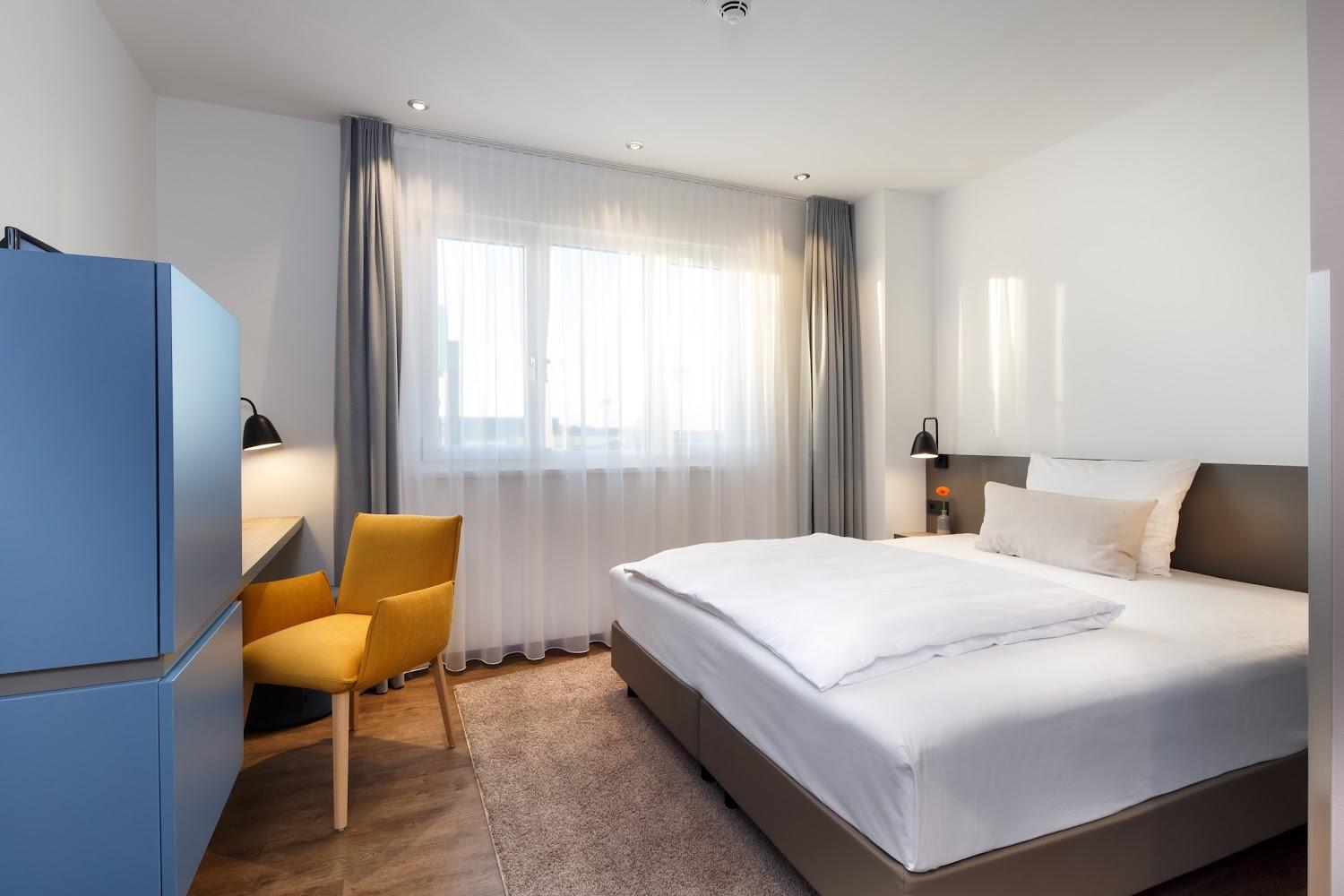 Cover Image for Homey! Hotel