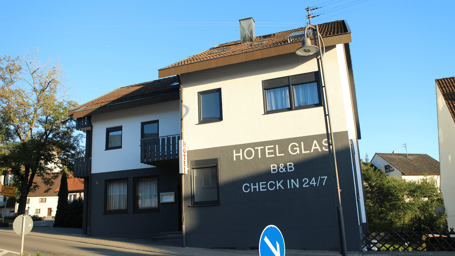 Cover Image for Hotel Glas - Tatjana Glas