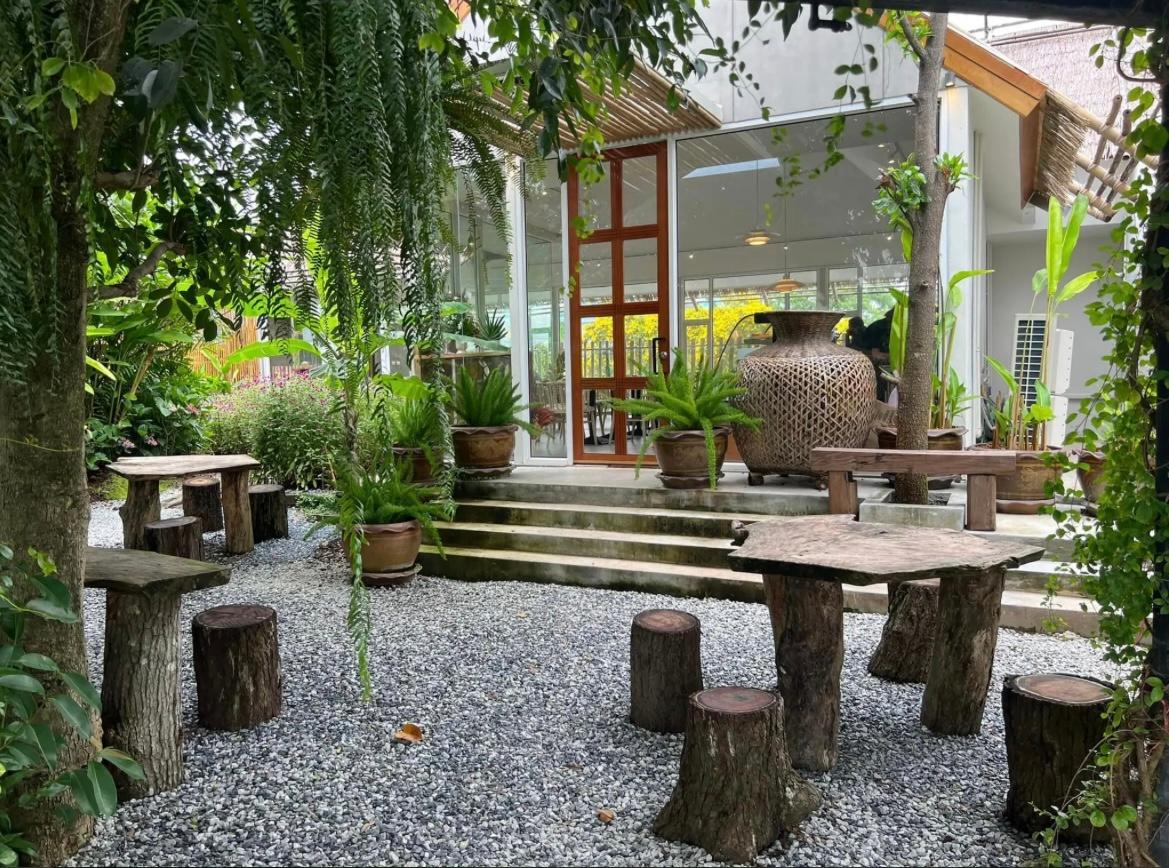 Cover Image for Pangburi Guesthouse 2