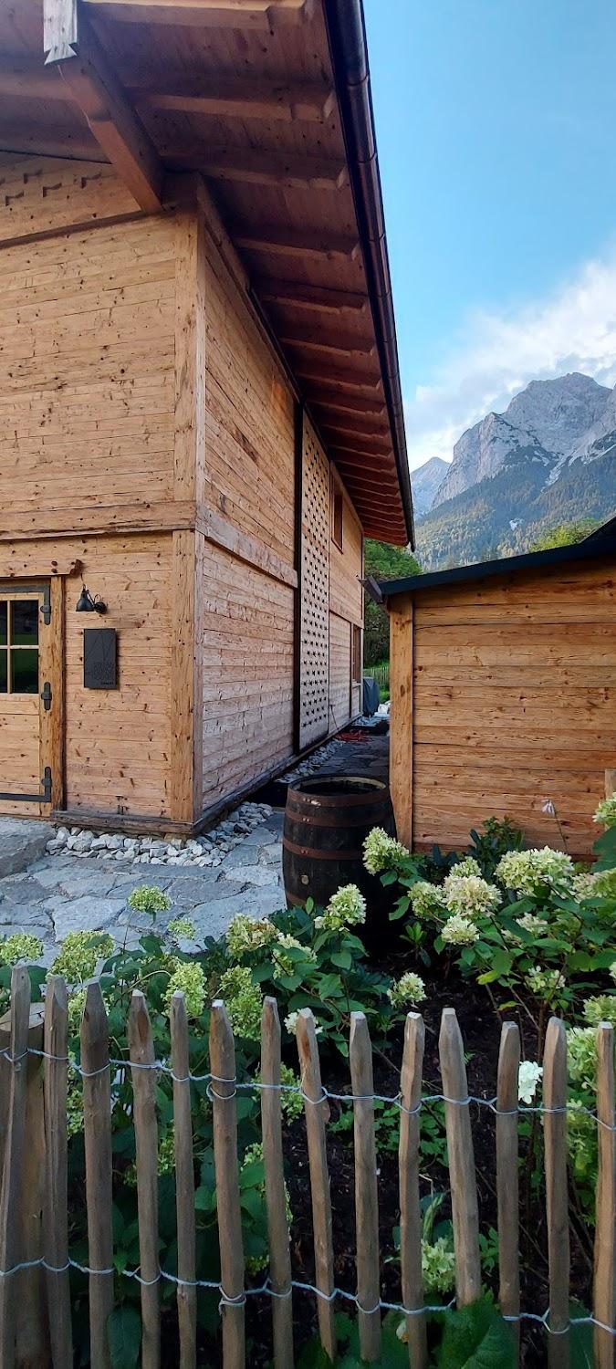 Cover Image for Stefan Glowacz Mountain Houses