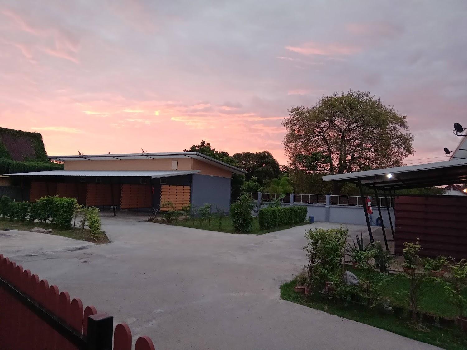 Cover Image for ARAWADEE RESORT.