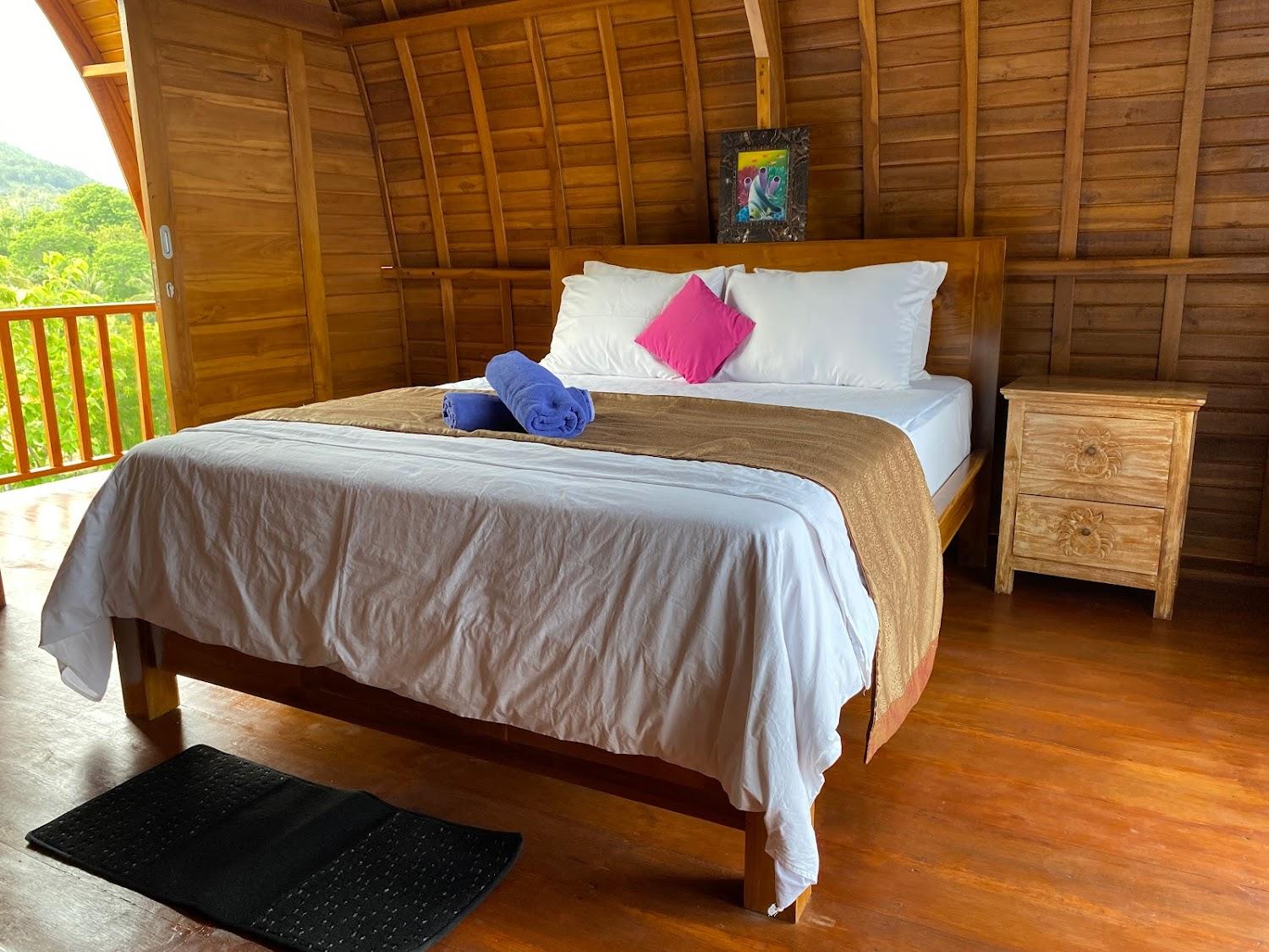 Cover Image for Suwehan Beach Cliff House